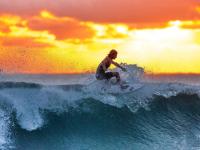 西亚卡姆在巴塞罗那比赛中战术调整，回归赛场引发热议！